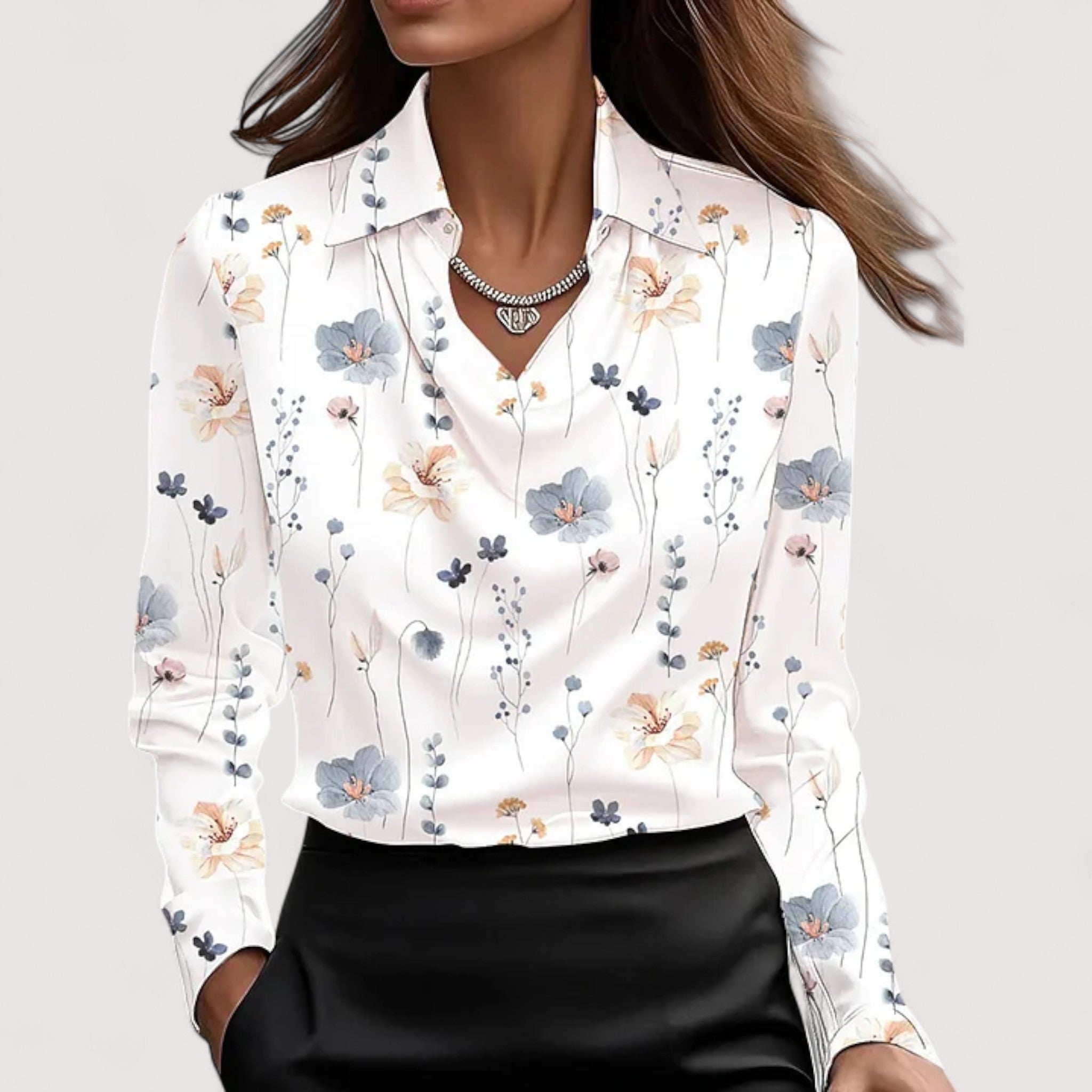 Tea™ | Satenska bluza s V-izrezom