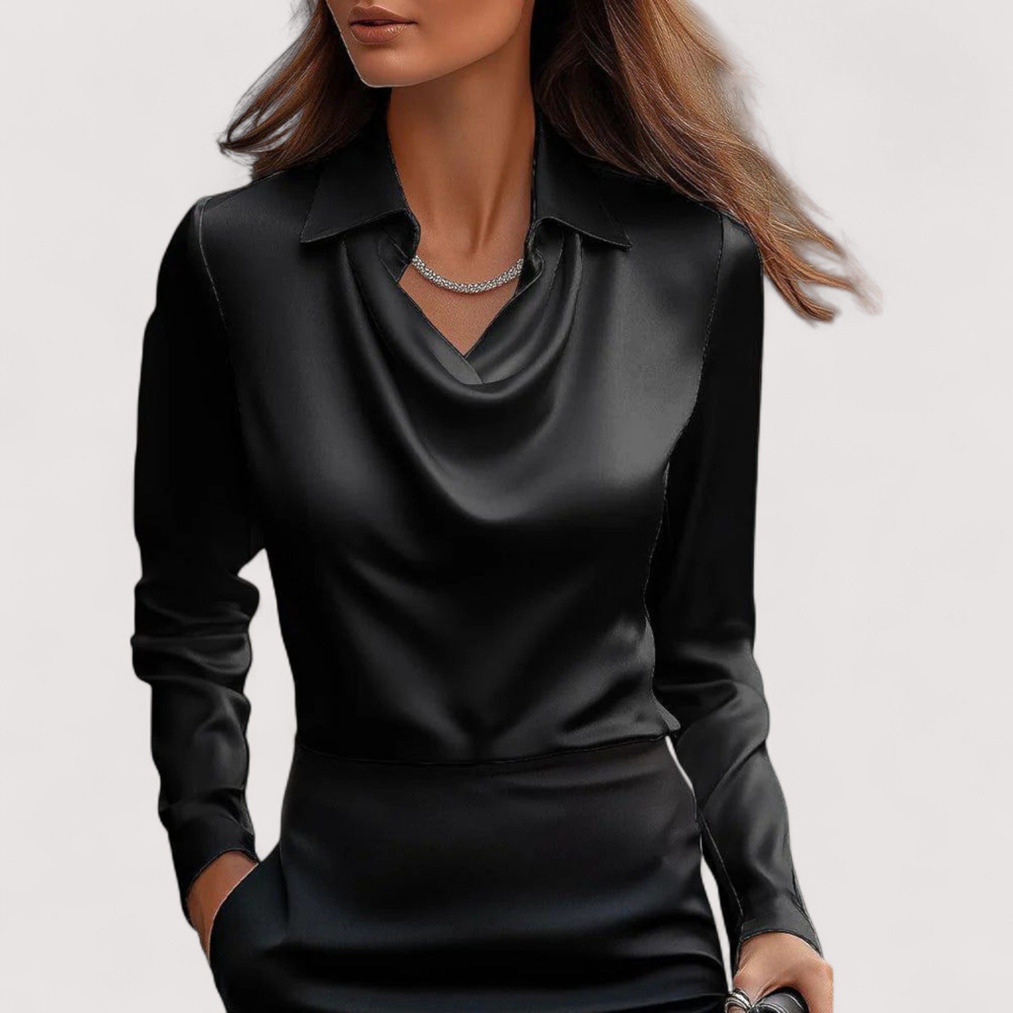 Tea™ | Satenska bluza s V-izrezom
