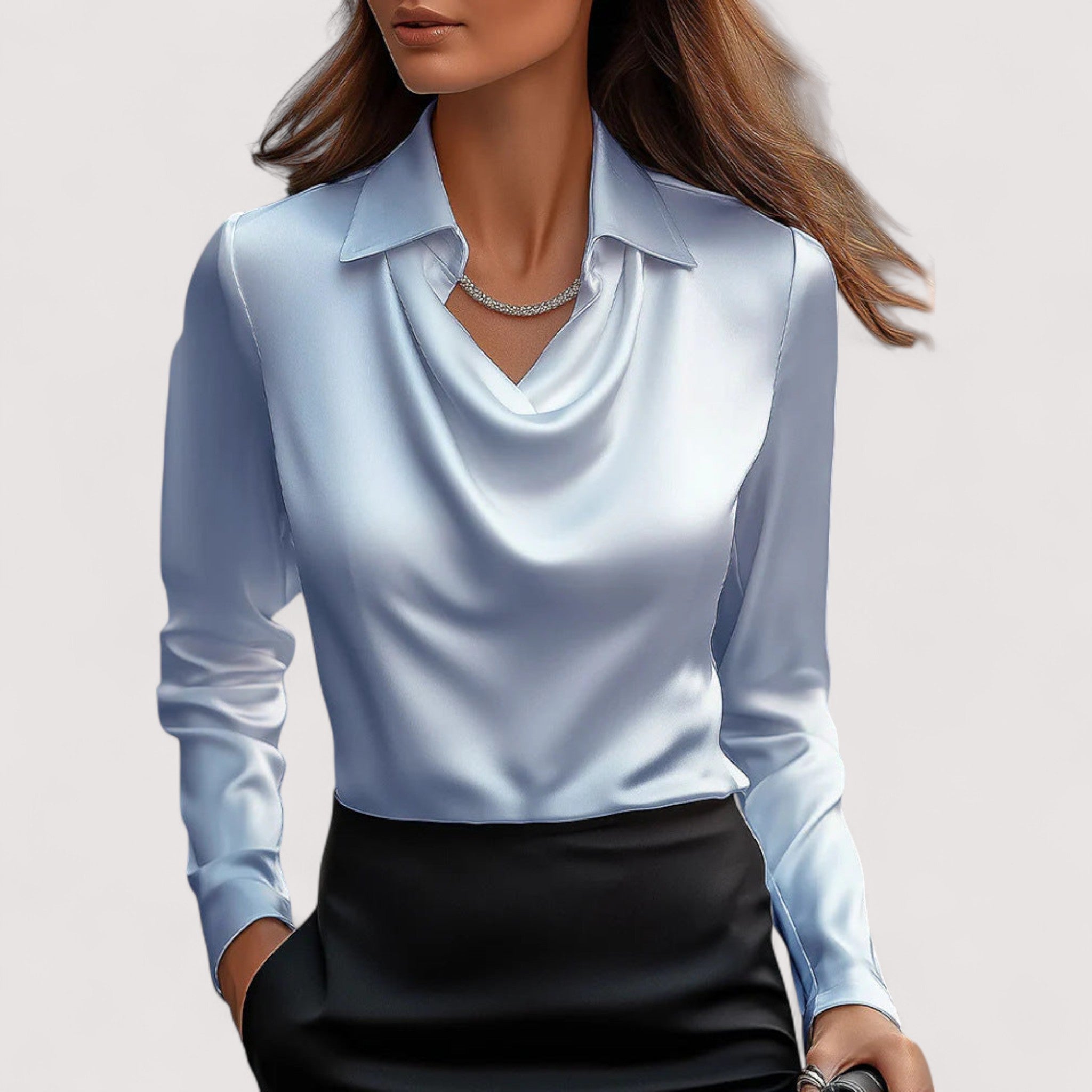 Tea™ | Satenska bluza s V-izrezom